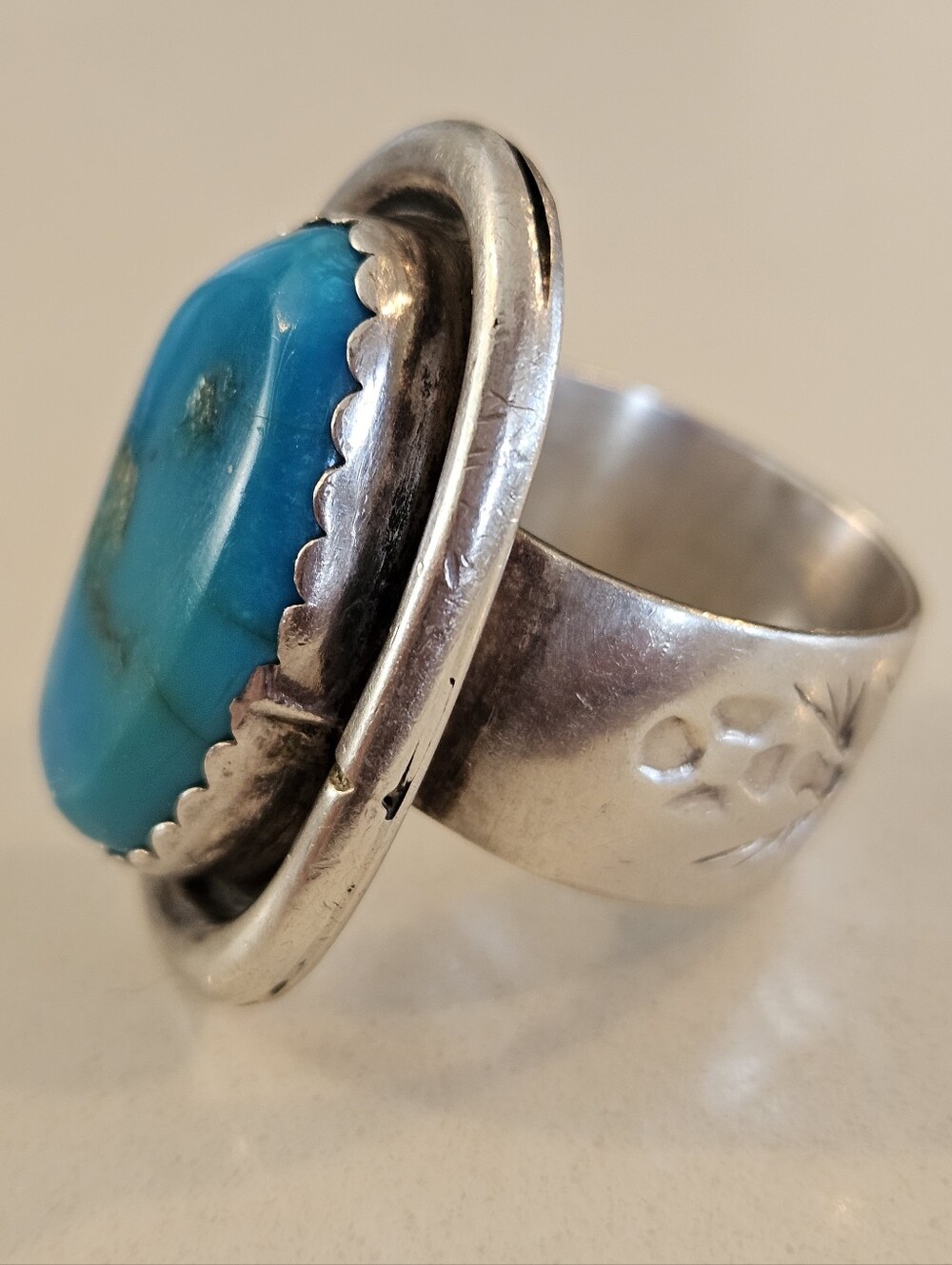 Vintage 32.8mm Native American Southwestern Turquoise Statement Ring Sz 9 - Picture 3 of 9